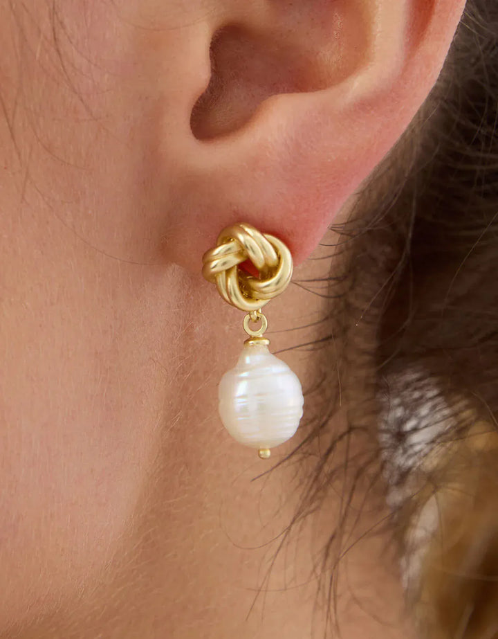Spartina 449 Knotted Pearl Earrings