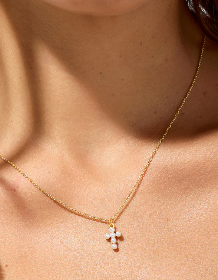 Spartina 449 Sea La Vie Faith/Pearl Cross Necklace Spartina 449 Sea La Vie Faith/Pearl Cross Necklace Necklaces