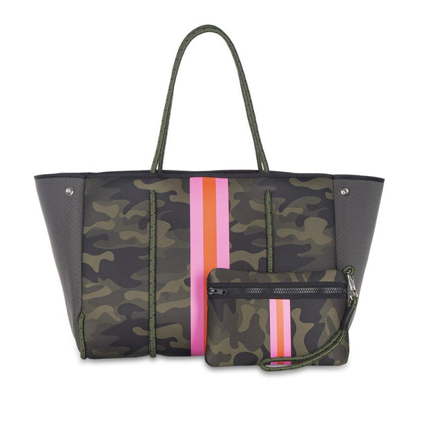 Greyson Showoff Tote in Green Camo
