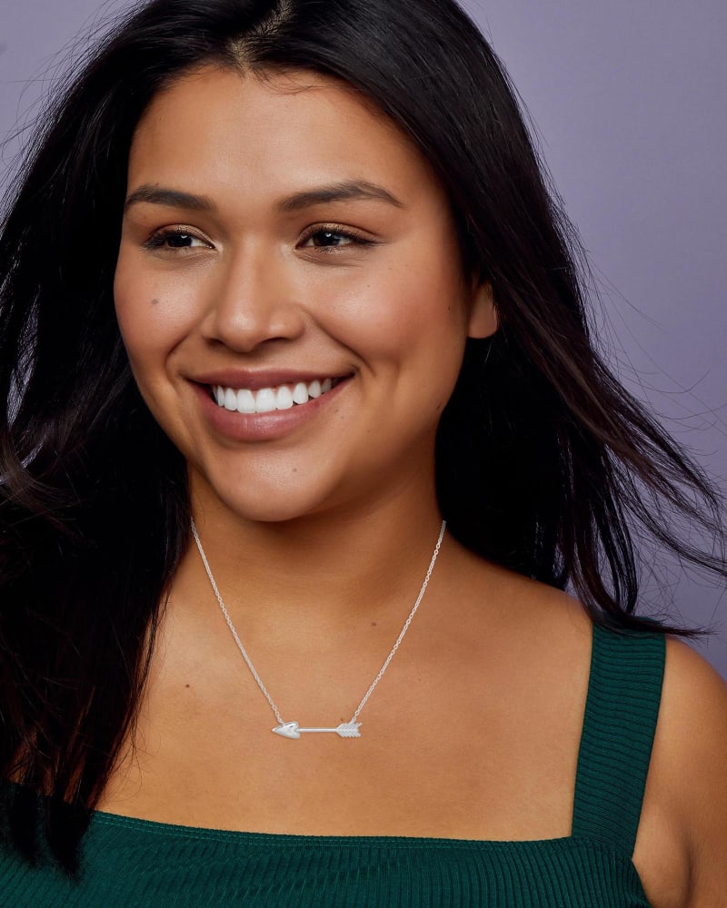 Zoey Pendant Necklace